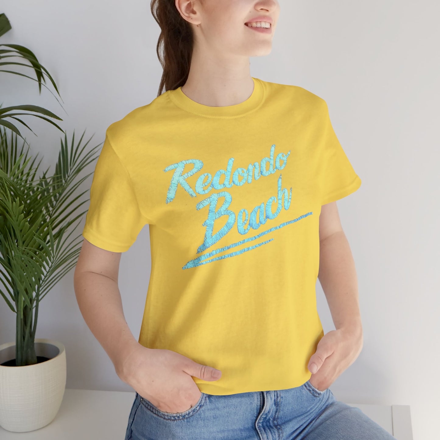 Redondo Beach California Vintage 80s Vacation Summer Travel Souvenir Unisex T-Shirt